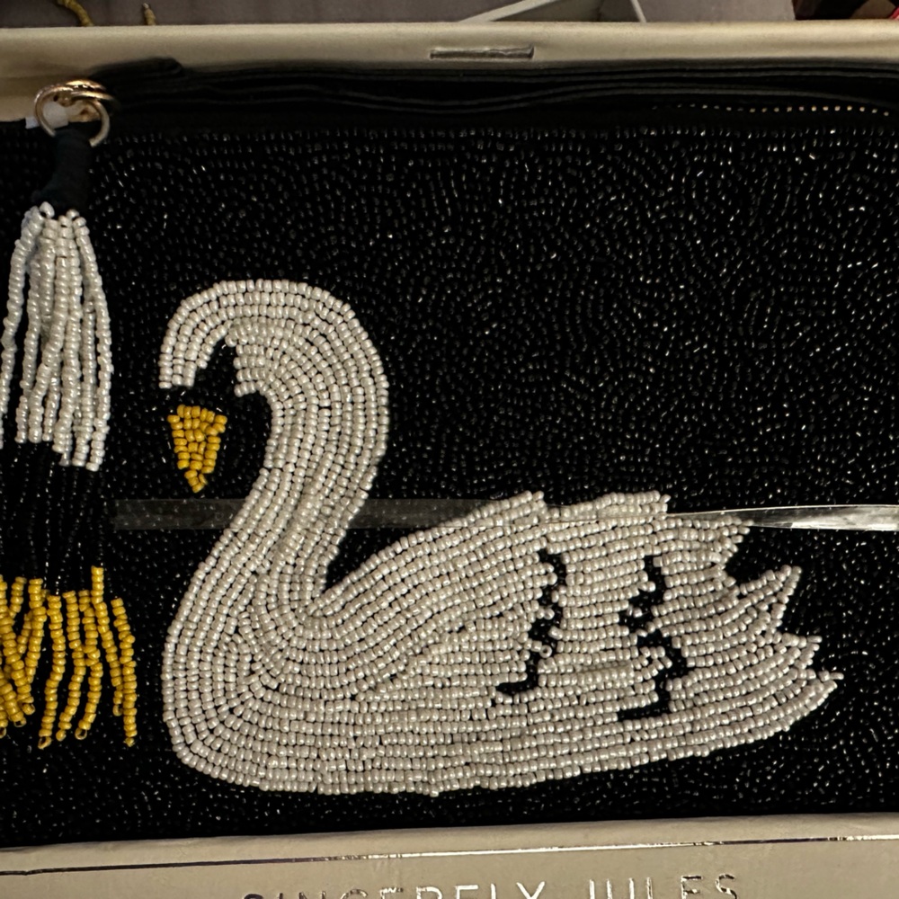 Sincerely Jules Beaded Wristlet with white swan NEW in box